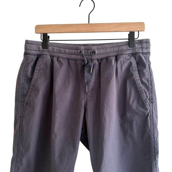 L.L. Bean Stretch Ripstop Pull-On Capri Pants Outdoors Hiking Medium Petite - Picture 3 of 16